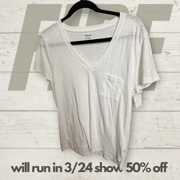 Madewell Tops - 59 M 19” Madewell White Short Sleeve Tee